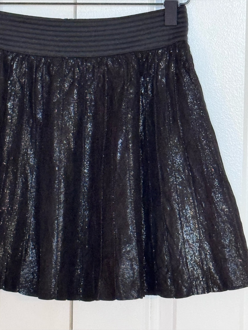Parker Pleated Shimmering Black mini skirt Size S 100 % Leather